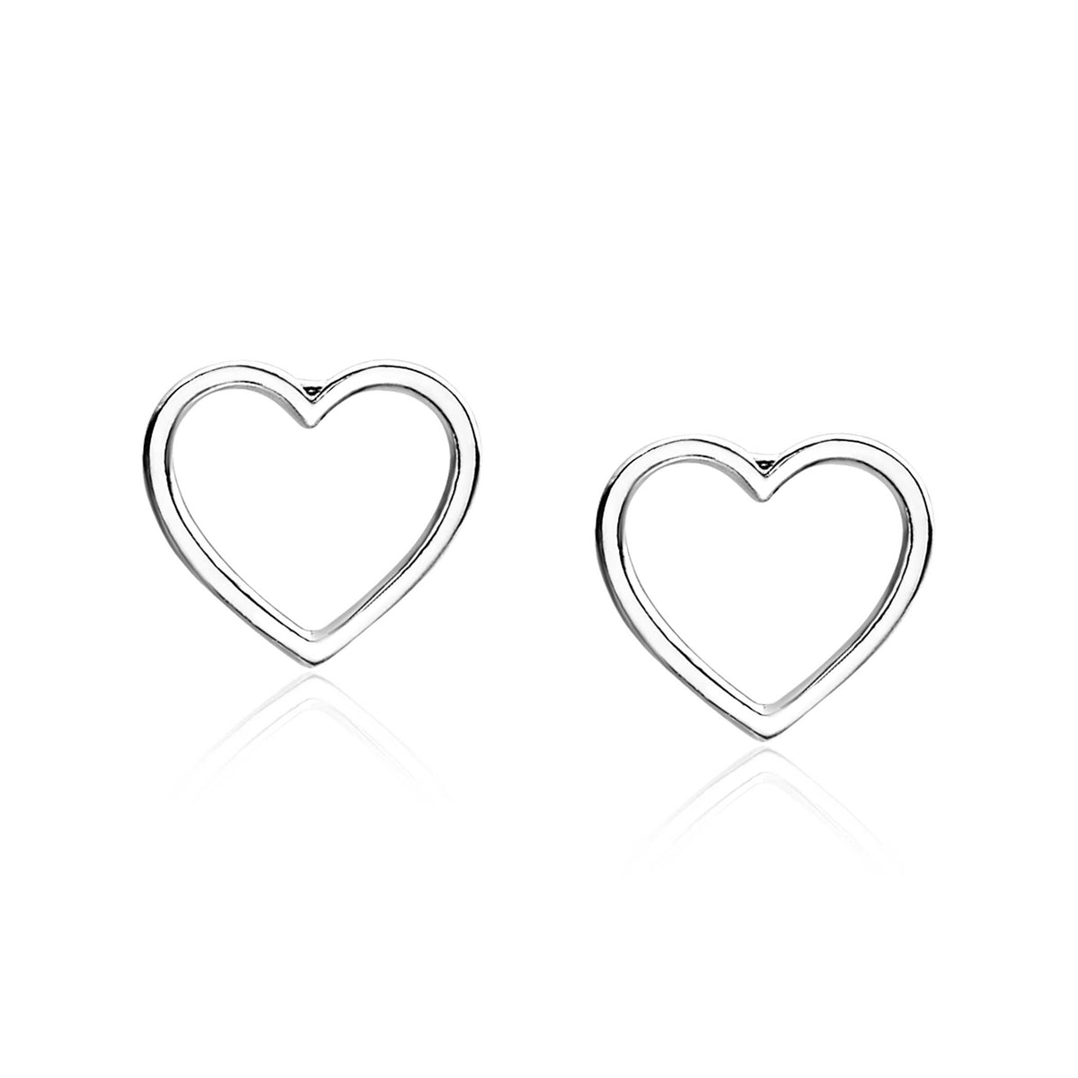Orecchini in argento a forma di cuore, con design semplice e linee sottili.