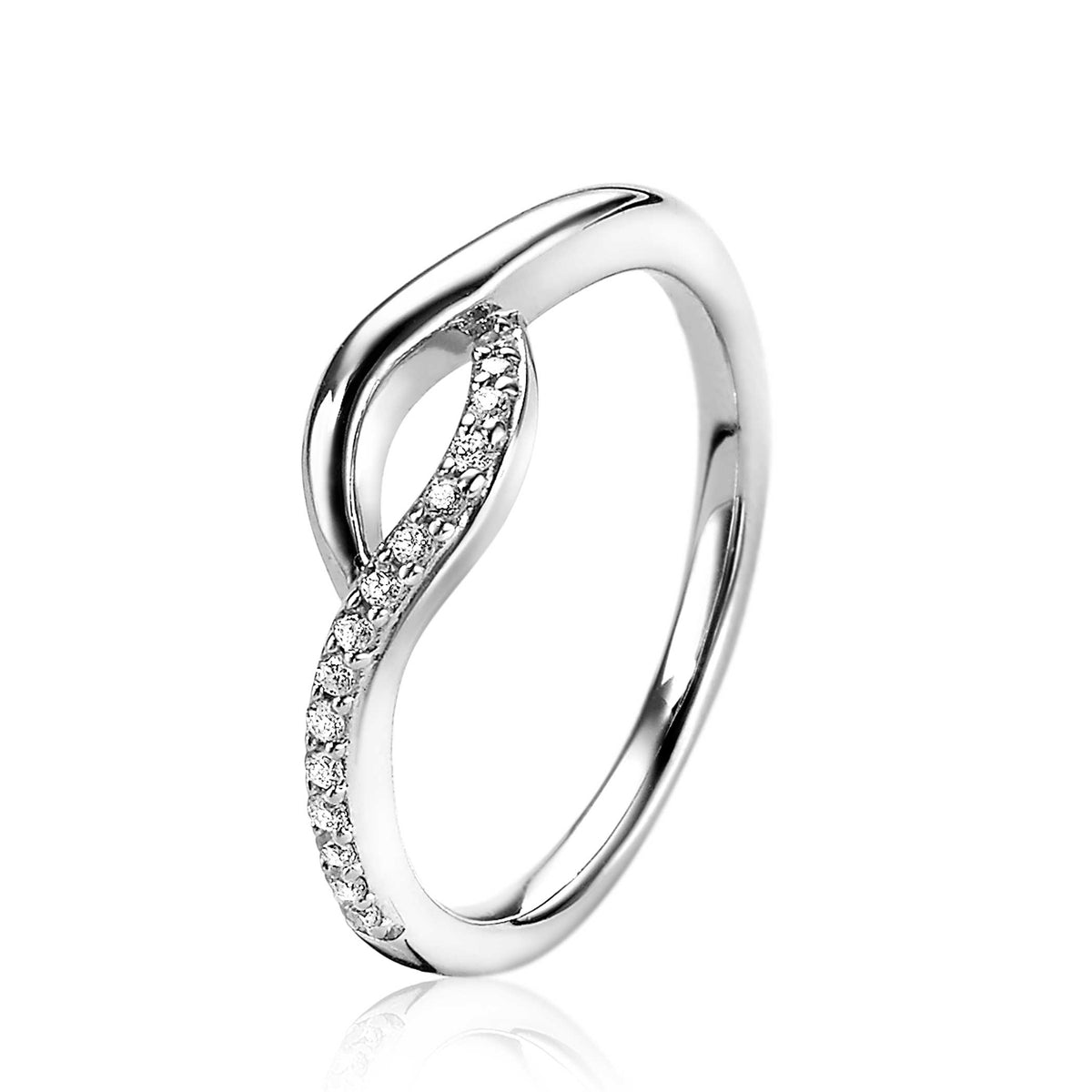 Anello in argento con design intrecciato e zirconi lungo un lato.