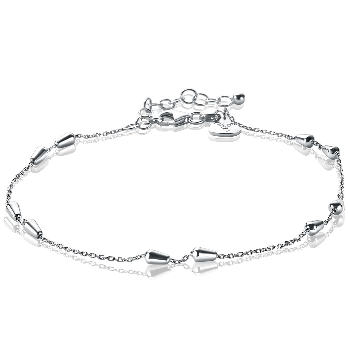 Collana in argento con pendenti a forma conica.