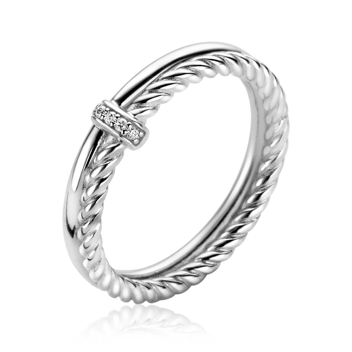 Anello in argento con design a corda e dettagli in zirconia.
