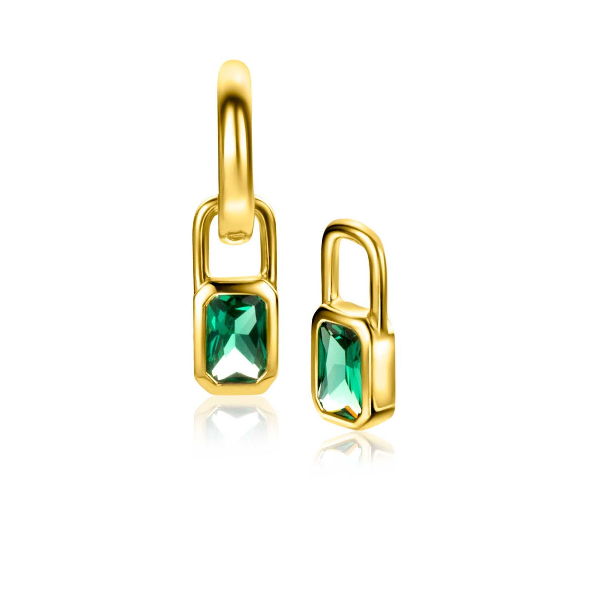 Orecchini placcati oro con pietra verde a forma rettangolare.