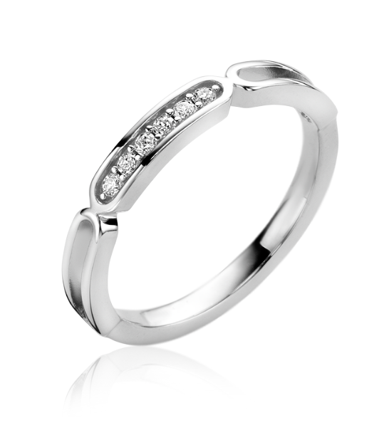 anello in argento con pietre brillanti, forma sottile e dettagli curvi