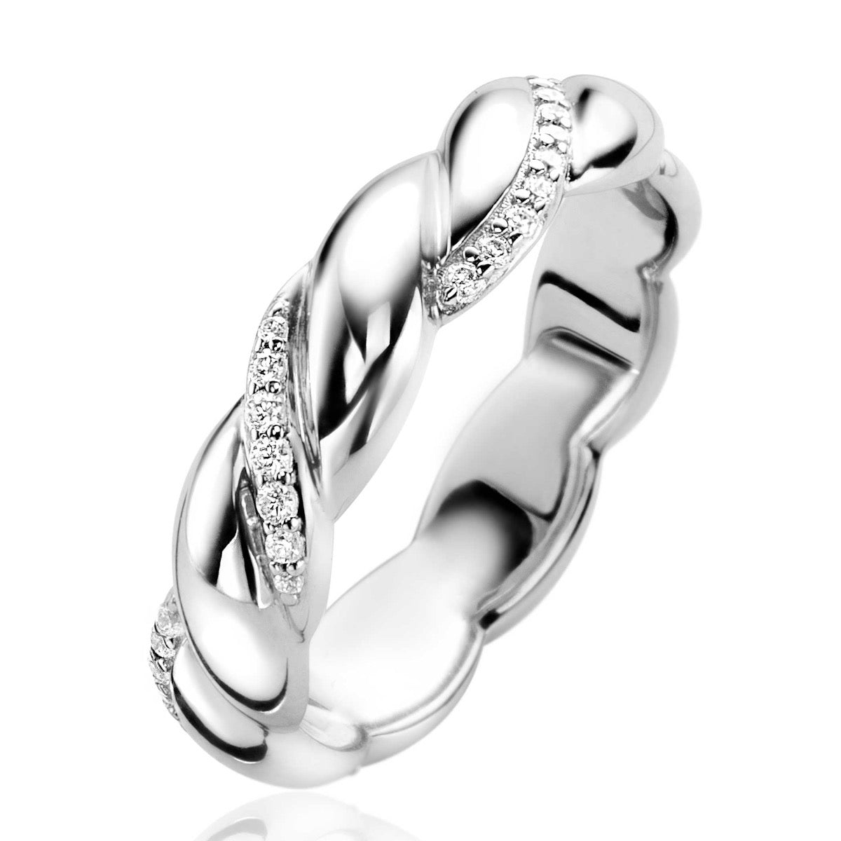 Anello in argento con design intrecciato e dettagli in zirconia.